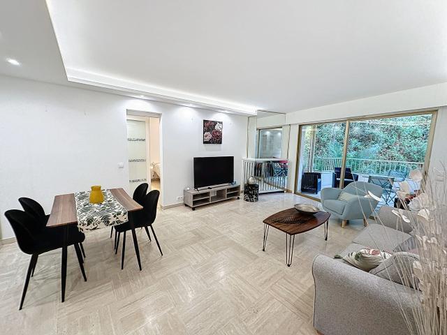 location appartement 2 pièces, 48.41m², cannes