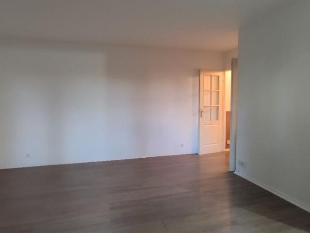 Location appartement 2 pièces, 48.00m², Le Chesnay