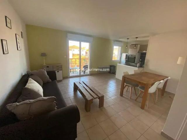Location Appartement 2 pièces 48 m2 à Millau
