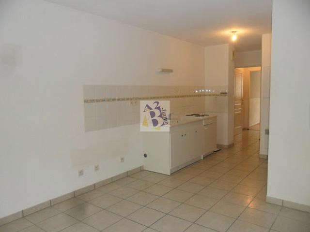 Location Appartement 2 pièces 48 m2 Angouleme