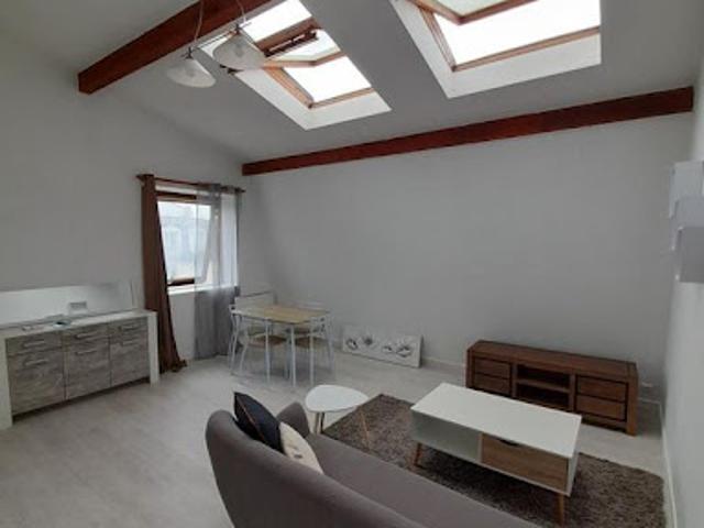 Location Appartement 2 pièces 48 m2 Mantes la Jolie