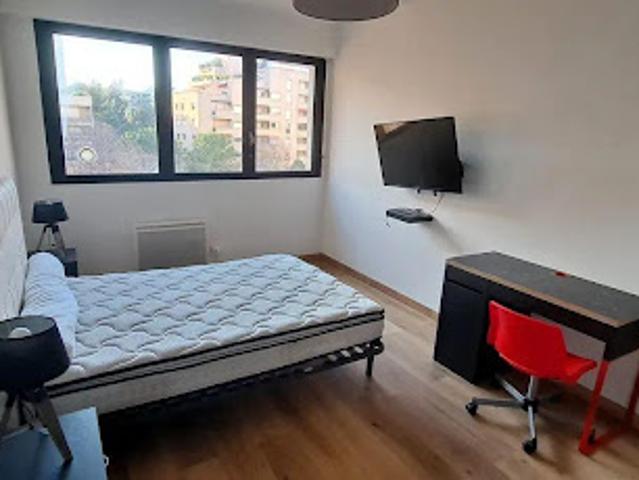 Location Appartement 2 pièces 48 m2 Marseille 10ème