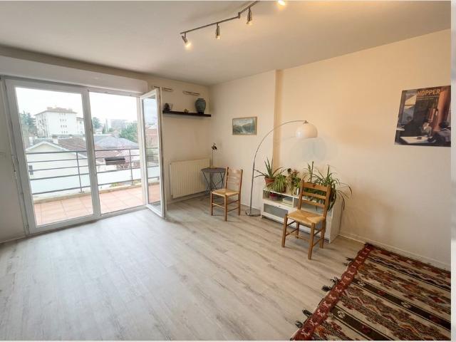 Location Appartement 2 pièces 48m²