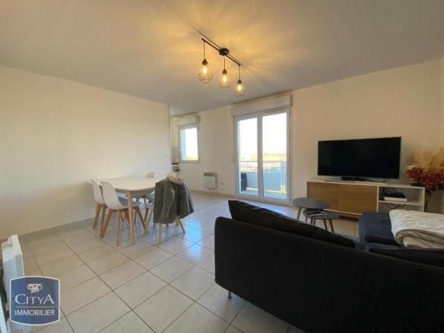Location Appartement 2 pièces 48m² CAVAILLON 84300