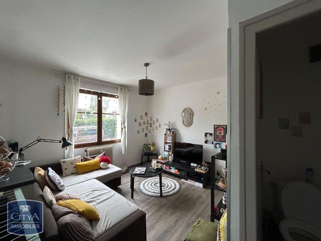 Location Appartement 2 pièces 48m² CHAMBERY 73000
