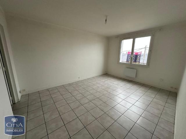 Location Appartement 2 pièces 48m² CHATEAUROUX 36000