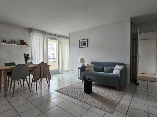 Location Appartement 2 pièces 48m² BORDEAUX 33000