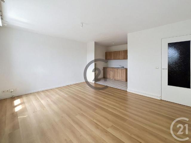 Location Appartement 2 pièces 48m² DAMMARIE LES LYS 77190