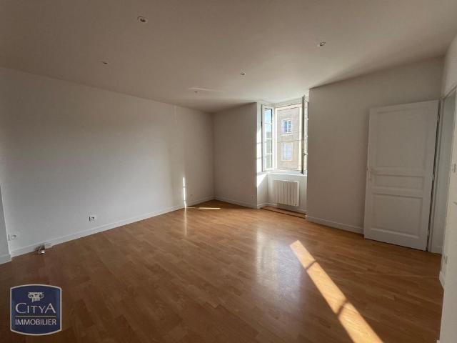 Location Appartement 2 pièces 48m² LAVAL 53000