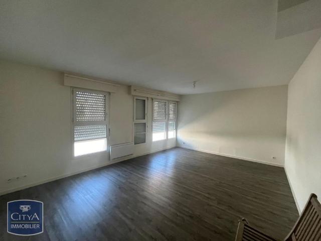 Location Appartement 2 pièces 48m² LA ROCHELLE 17000