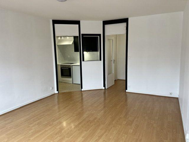 Location Appartement 2 pièces 48m² LILLE 59000