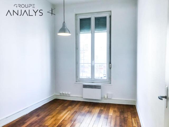 Location Appartement 2 pièces 48m² LYON 7ème