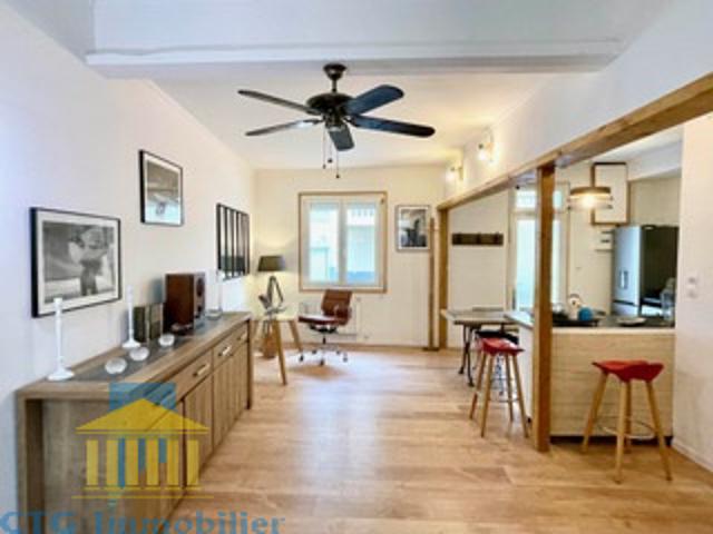 Location Appartement 2 pièces 48m² MARSEILLE 8ème