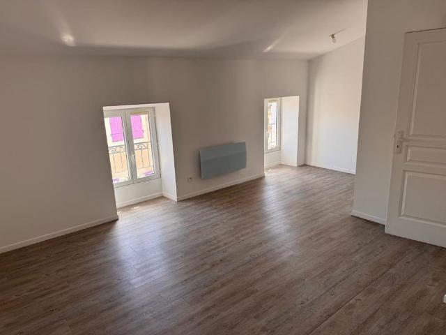 Location Appartement 2 pièces 48m² ST AMBROIX 30500