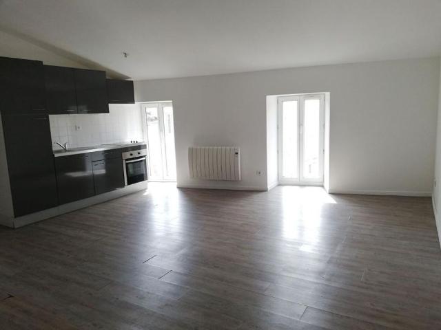 Location Appartement 2 pièces 48m² ST AMBROIX 30500