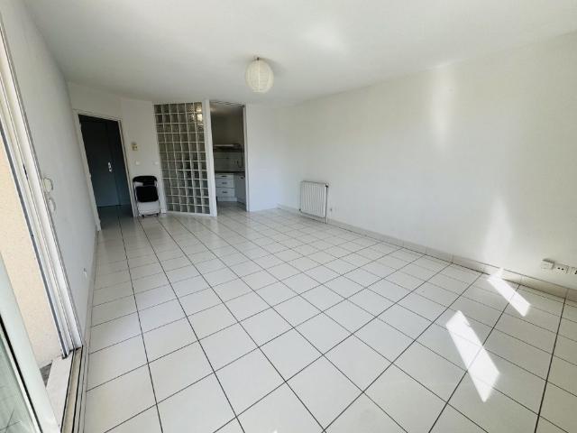 Location Appartement 2 pièces 48m² ROMANS SUR ISERE 26100
