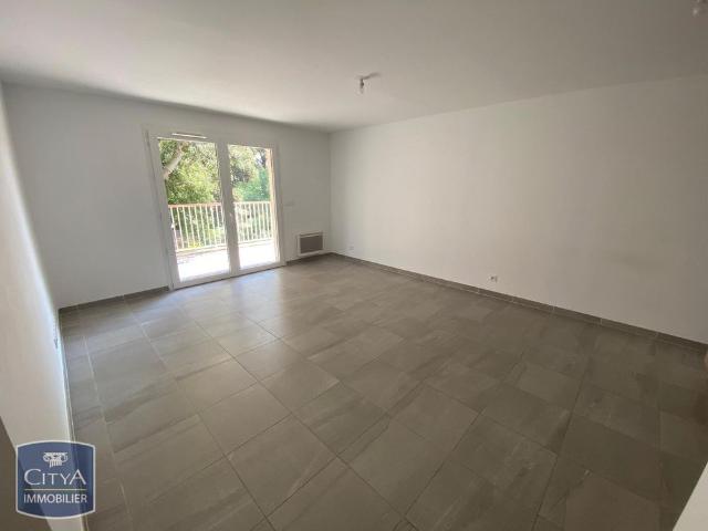 Location Appartement 2 pièces 48m² TOULON 83200