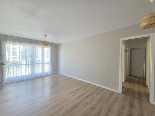 Location Appartement 2 pièces 48m² TROYES 10000