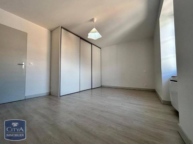 Location Appartement 2 pièces 48m² VILLEFRANCHE SUR SAONE 69400