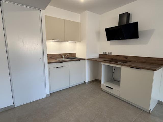 Location Appartement 2 pièces 49.5 m2 Istres