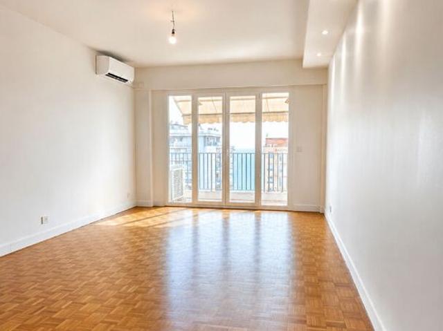 Location appartement 2 pièces, 49.00m², Nice