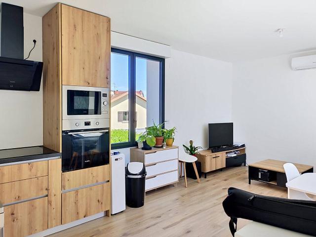 Location appartement 2 pièces 49.2 m² à Bourg en Bresse 01000 700 € / mois CC