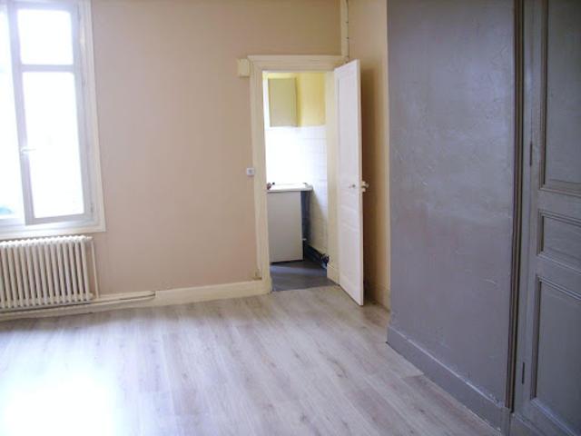 Location Appartement 2 pièces 49 m2 Tours