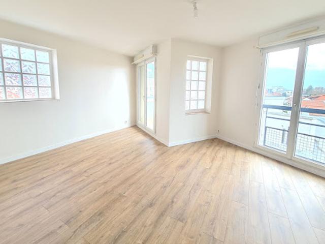 Location Appartement 2 pièces 49 m2 Vitry sur Seine