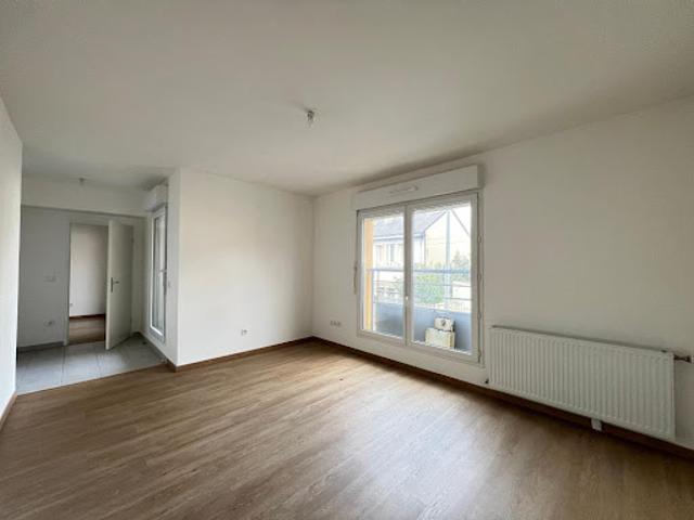 Location Appartement 2 pièces 49 m2 Noisy le Sec
