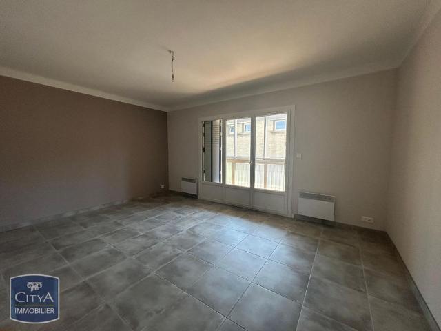 Location Appartement 2 pièces 49m² CARPENTRAS 84200