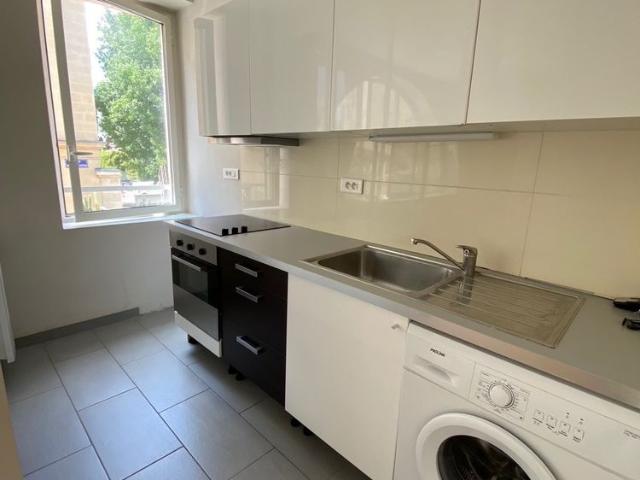 Location Appartement 2 pièces 49m² BORDEAUX 33000