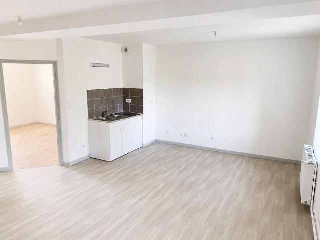 Location Appartement 2 pièces 49m² BEAUREGARD 01480