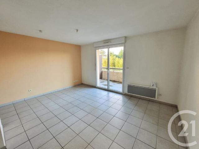 Location Appartement 2 pièces 49m² GAILLAC 81600