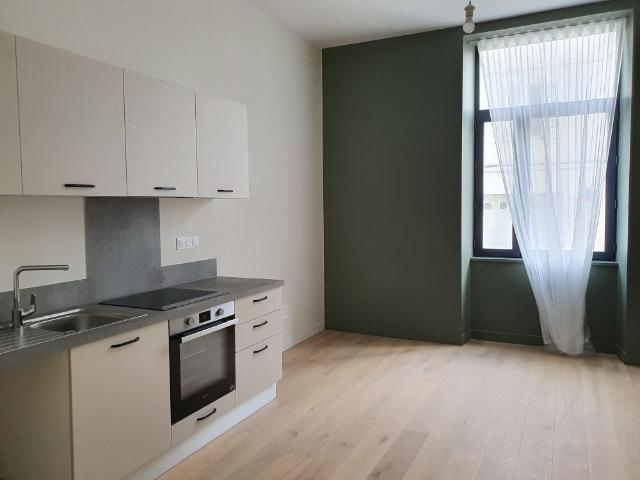 Location Appartement 2 pièces 49m² LA ROCHELLE 17000
