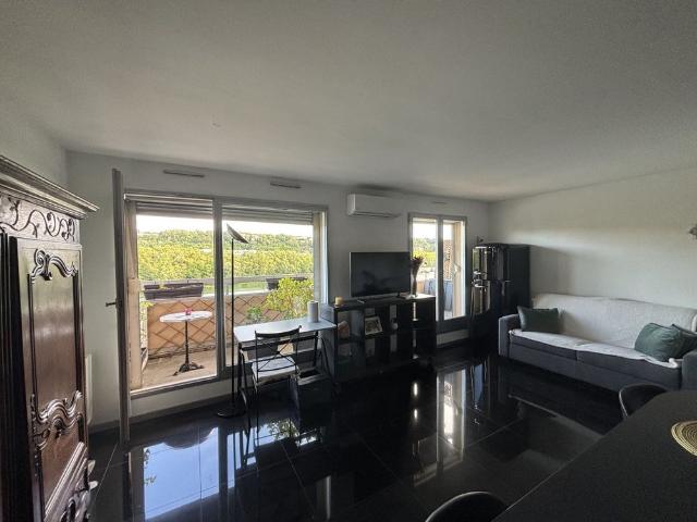 Location Appartement 2 pièces 49m² LYON 4ème