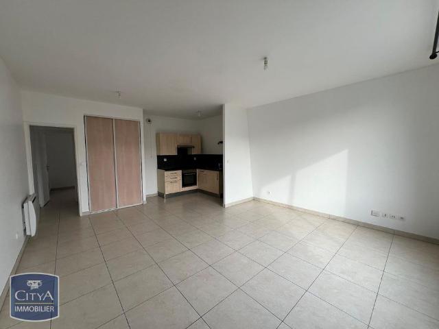 Location Appartement 2 pièces 49m² NOISY LE GRAND 93160