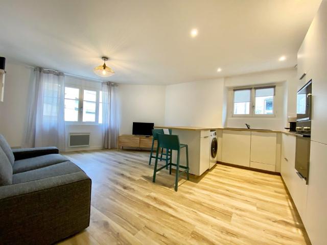Location Appartement 2 pièces 49m² NIORT 79000
