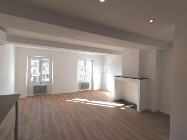 Location Appartement 2 pièces 49m² SALERNES 83690