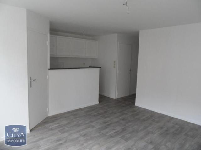 Location Appartement 2 pièces 49m² PERENCHIES 59840