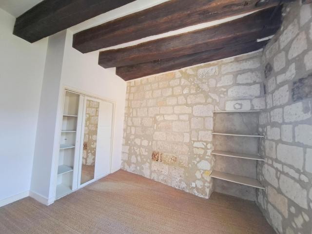 Location Appartement 2 pièces 49m² TOURS 37000