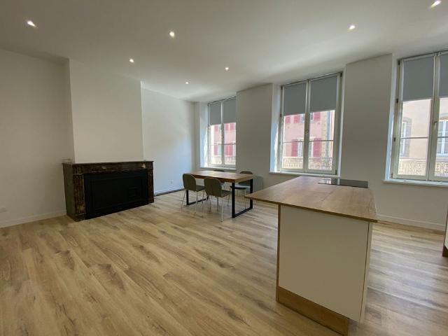 Location appartement 2 pièces, 53.43m², Lunéville