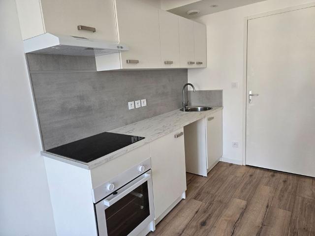 Location appartement 2 pièces, 53.48m², Carmaux