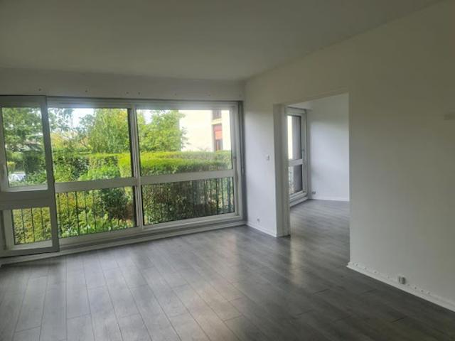 Location Appartement 2 pièces 53.05 m2 Ris Orangis