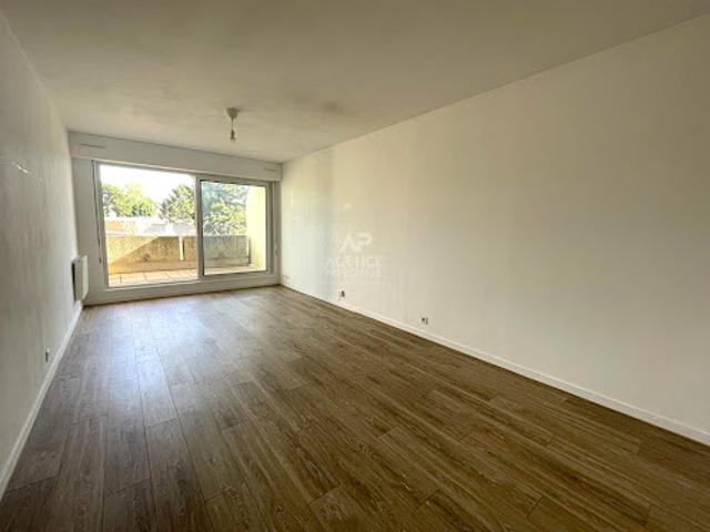 Location Appartement 2 pièces 53.09 m2 Chaville