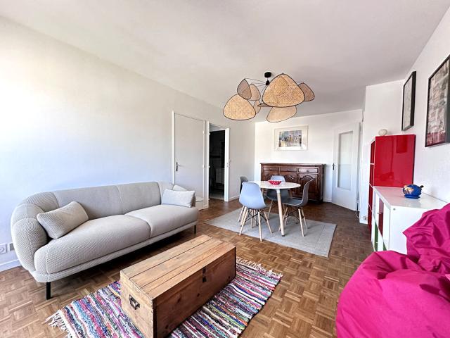 Location appartement 2 pièces, 53.30m², Reims