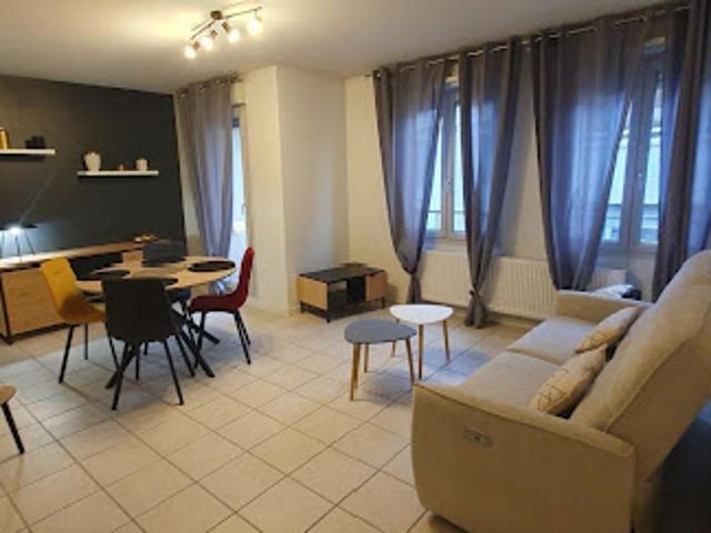 Location Appartement 2 pièces 53 m2 Villeurbanne