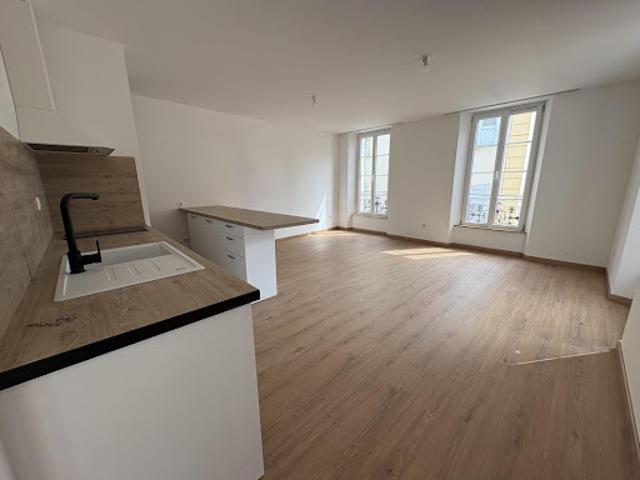 Location Appartement 2 pièces 53 m2 Riez