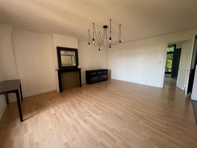 Location Appartement 2 pièces 53m²
