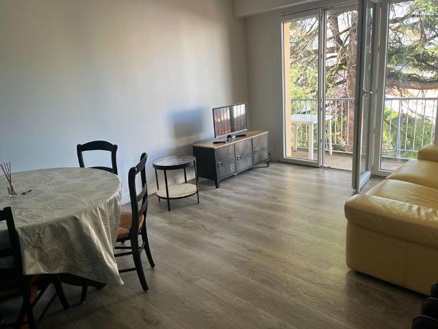 Location Appartement 2 pièces 53m²