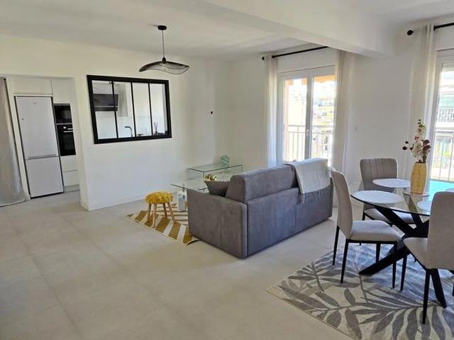 Location Appartement 2 pièces 53m² ANTIBES 06160